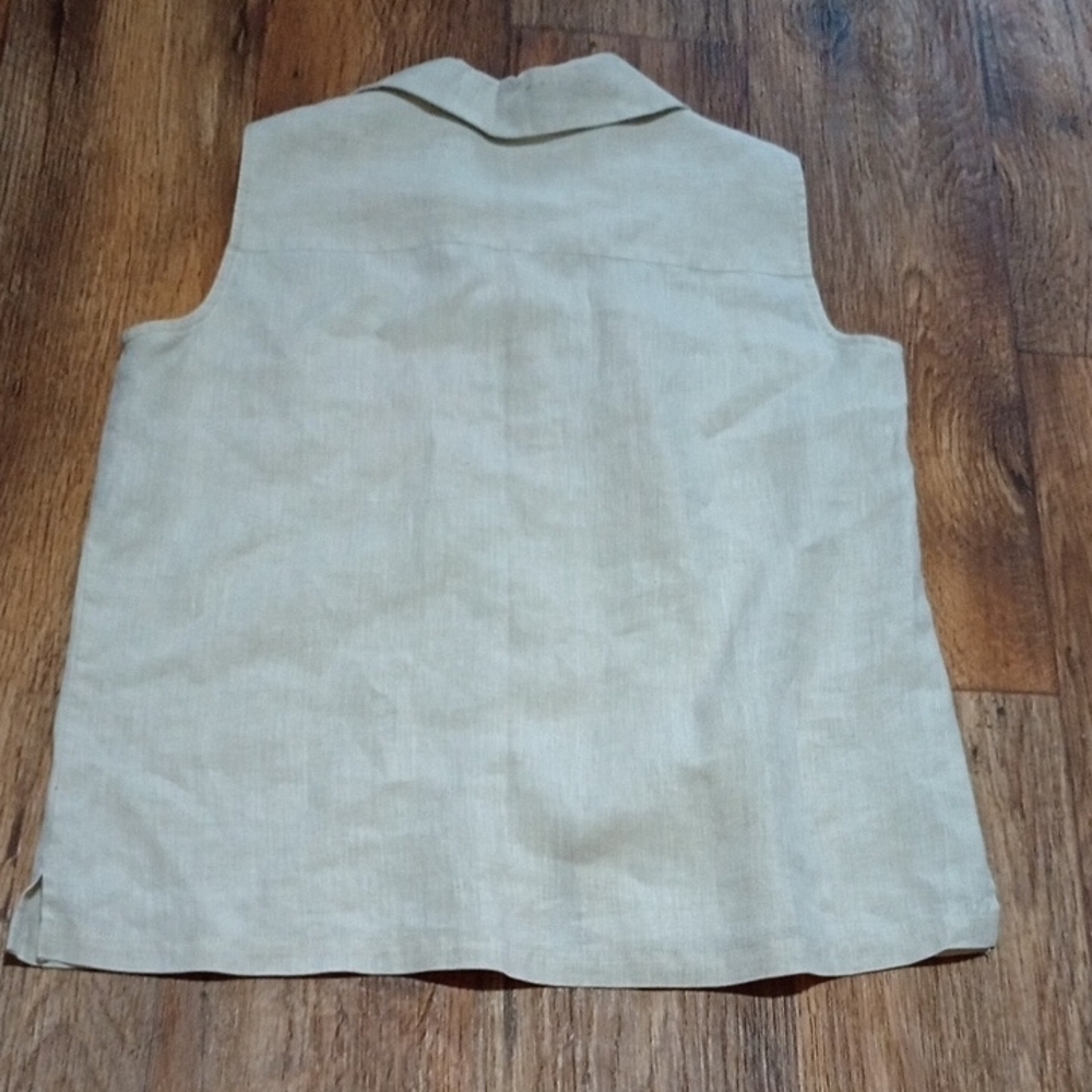 Liz Claiborne Cream Casual Button Down Shirt - Picture 3 of 8